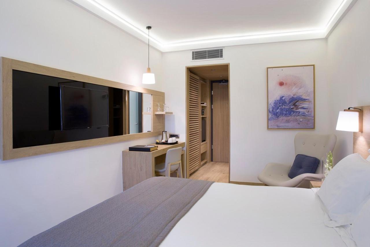 โกลด์เด็น เอจ ออฟ แอ็ทเฮ็นส์ Hotel เอเธนส์ ภายนอก รูปภาพ